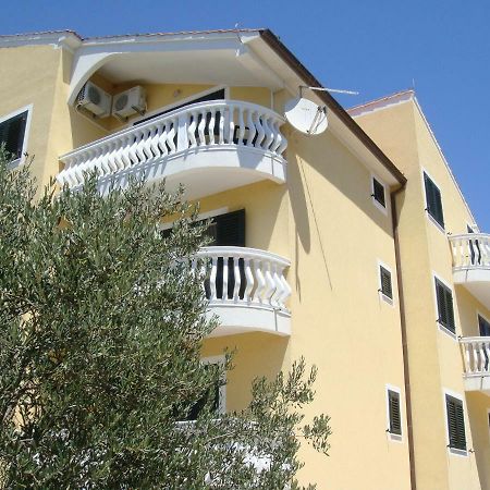 Apartments Martina Vodice Eksteriør bilde